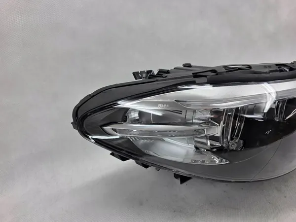 Farol direito Bi Xenon BMW 5 F10 F11 LCI OEM 7343912 image 2