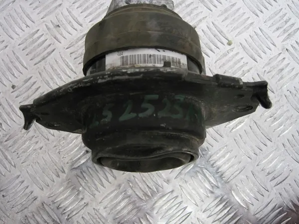 Soporte de motor Jeep Grand Cherokee 68275989AA 68252523AA image 6