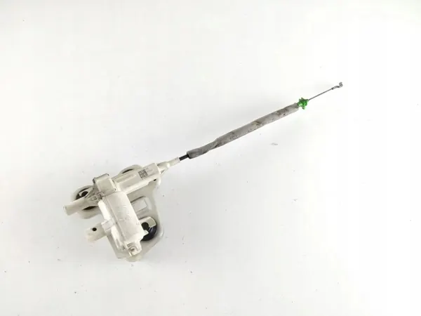 Mercedes-Benz EQC Heckklappenverriegelung Aktor OEM A0999068600 image 2