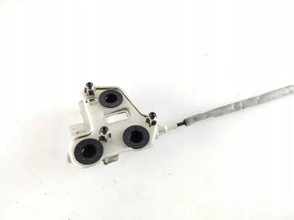 Mercedes-Benz EQC Heckklappenverriegelung Aktor OEM A0999068600 image 3