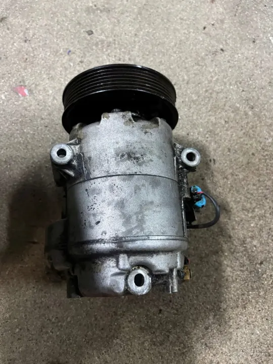 Compressor AC Opel Meriva B 1.4 Turbo OEM 13395695 image 3