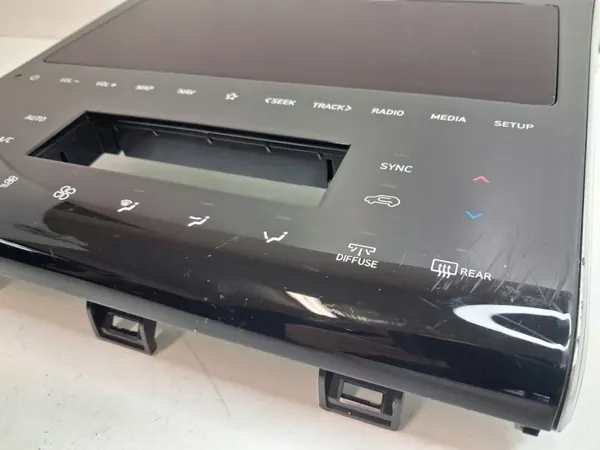 Écran Hyundai Tucson IV OEM - Pièce d'occasion image 4