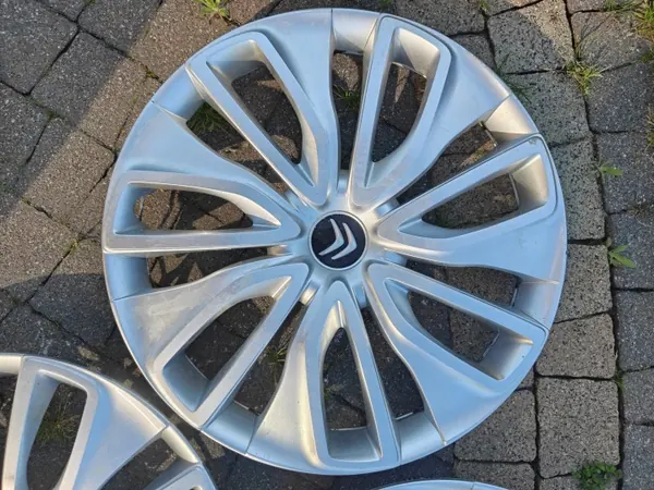 Citroen Berlingo IV 16" Originele wieldoppen OEM 9821512177 image 2