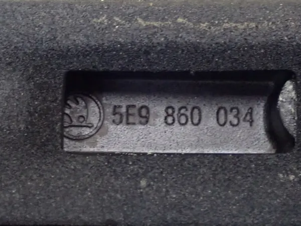 Barras de techo OEM 5E9860033 para Skoda Octavia III image 10