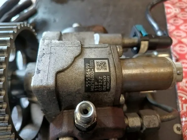 OPEL 1.7 CDTI A17DTS Brandstofpomp Sensor 55586499 image 2