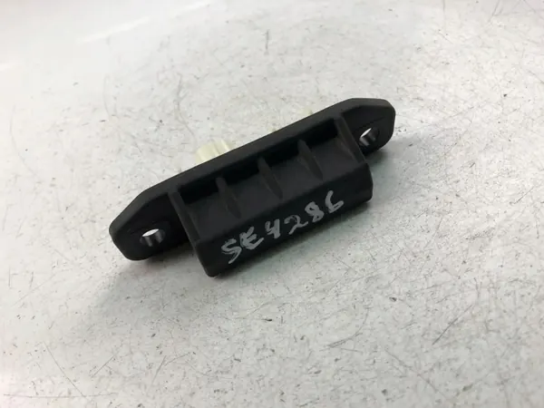Toyota C-HR tavaratilan kahva OEM 17468547 image 2