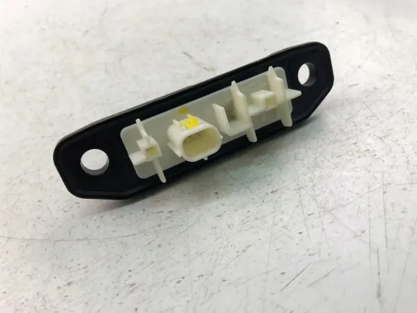 Toyota C-HR tavaratilan kahva OEM 17468547 image 4