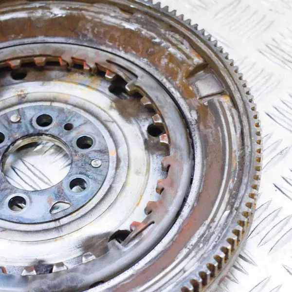 Volante VW Passat B7 1.4L 110kw 2011 OEM 03C105266L image 7