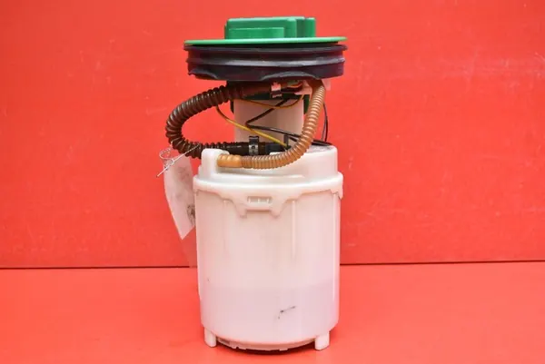 Bomba de combustível VW GOLF IV 1.6 FSI image 4