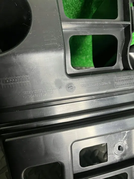 BMW X1 E84 2.0 Scivolo Paraurti Posteriore Destro image 8