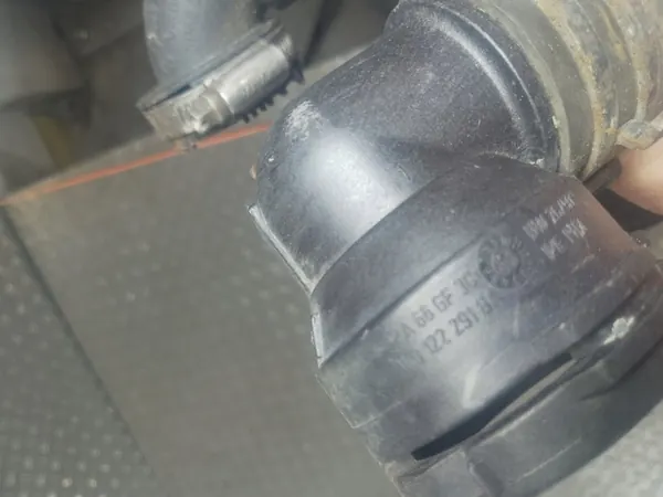 VW Caddy III 03-10 Schlauchset 1.9 3C0129654 image 3