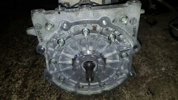 Scheibenwaschpumpenmotor OEM 365000E700 für Hyundai Kona image 4