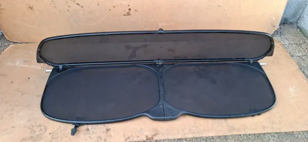 Mercedes tuulilasi OEM A2098600174 CLK W209 image 2