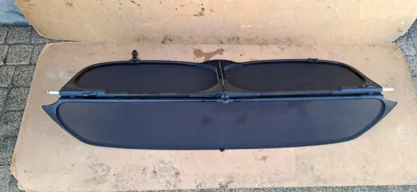 Mercedes tuulilasi OEM A2098600174 CLK W209 image 3