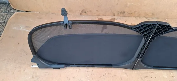 Mercedes tuulilasi OEM A2098600174 CLK W209 image 4