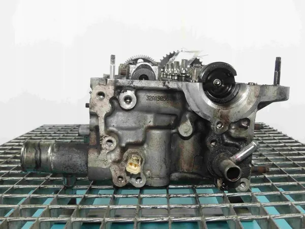 Cabeça de Cilindro Toyota para Avensis II 2.2 D4D Diesel image 4