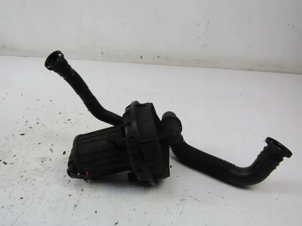 Pompe à air secondaire AK-6-86407 pour Skoda Octavia I image 3