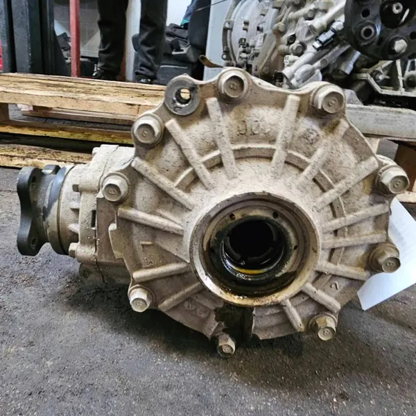 Etudifferentiaali OEM J33 KIA Stingerille - Käytetty image 3
