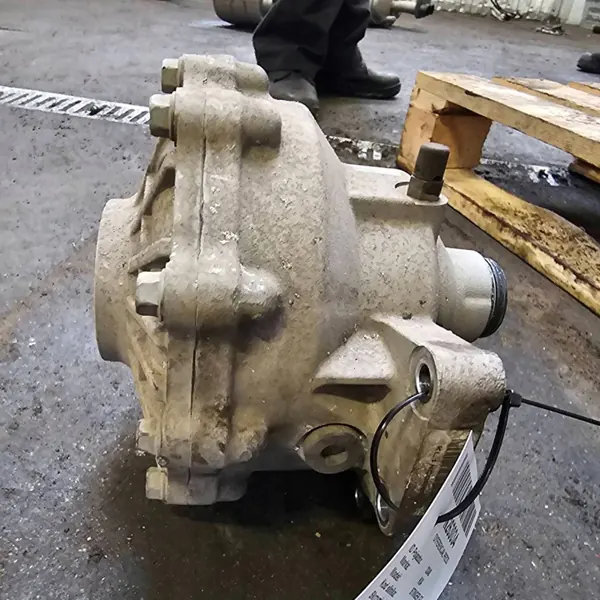 Etudifferentiaali OEM J33 KIA Stingerille - Käytetty image 5