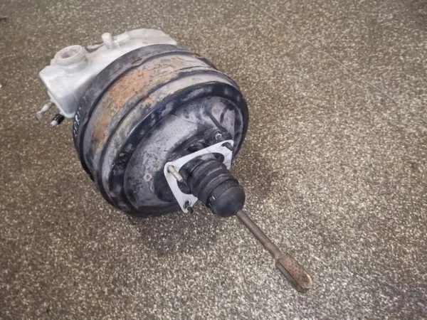 Jarruservo Mercedes Sprinter OEM A0014300308 image 3