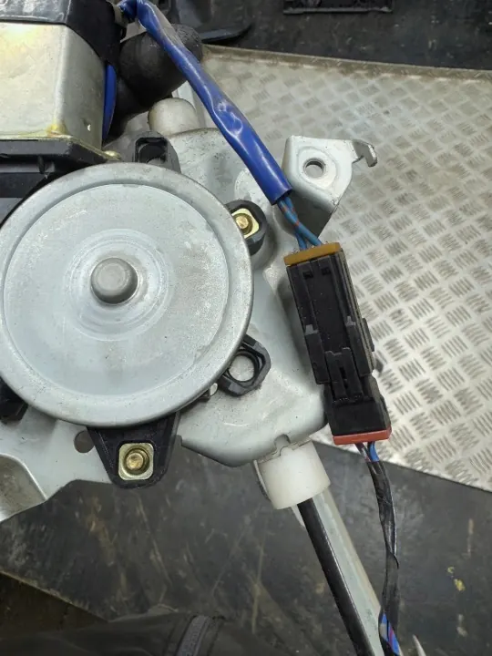 Régulateur de Vitre Droit Avant Nissan Navara D22 NP300 OEM image 3