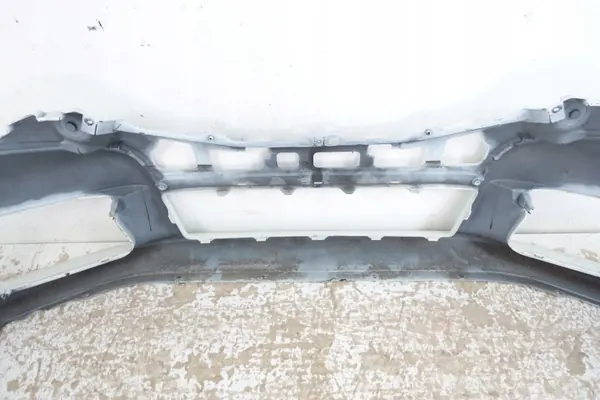 Honda OEM 71101-TV0-ZY00 Framstötfångare - Begagnad image 8
