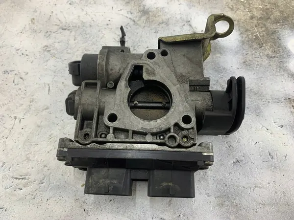 FIAT DOBLO I 1.2 Moottorin Ohjaus Kaasuventtiili 55193438 image 6