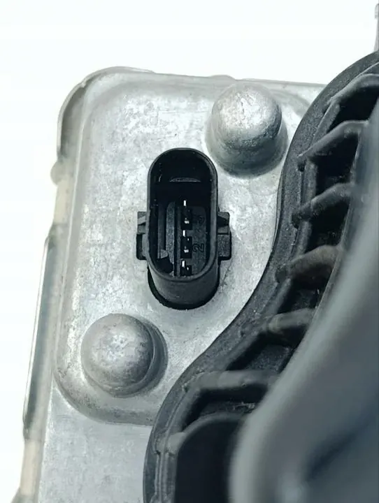 Chauffage additionnel Mercedes-Benz EQS SUV 2023 OEM A0008358303 image 6