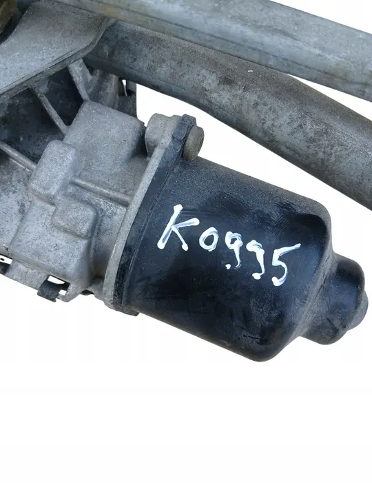 Etupyyhkijän mekanismi VW Polo 9N Lift image 2