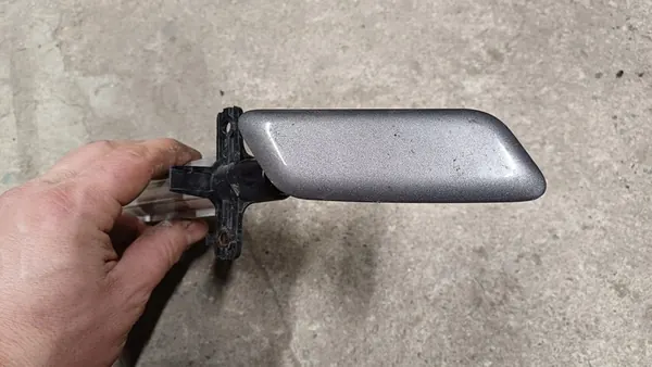 LAVEUR DE PHARE DROIT RENAULT LAGUNA III image 2