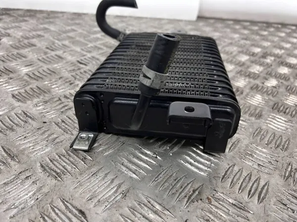 Refroidisseur d'huile moteur Toyota Mirai OEM 0240008342 image 5
