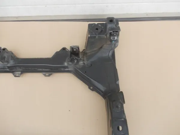 Travesaño Mercedes W168 OEM kołyska w168 Usado image 3