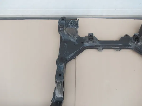 Travesaño Mercedes W168 OEM kołyska w168 Usado image 5