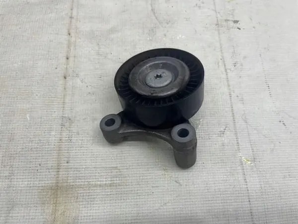 Rodillo tensor VOLVO XC90 II - Pieza OEM image 5