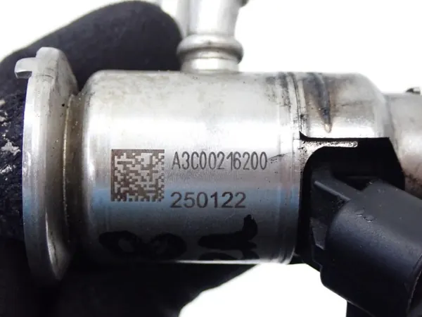 Injecteur AdBlue OEM 9842811780 pour Peugeot 308 III image 5