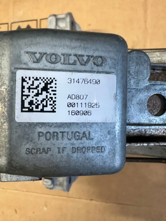 Volvo S90 V90 II ohjauspylvään lukitus OEM 31476490 image 4