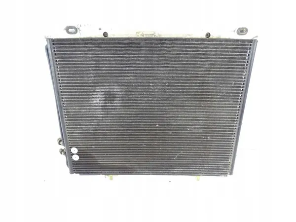 Ilmastointiradiaattori Mercedes E-luokka W210 A2108300270 image 3