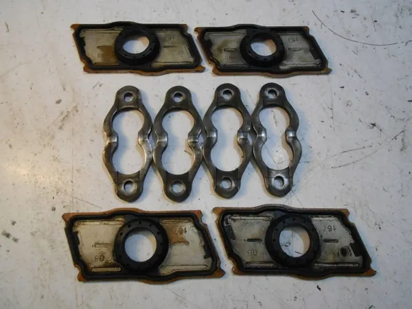 Tapón de montaje inyector Audi A4 B8 OEM 03L103113 image 7
