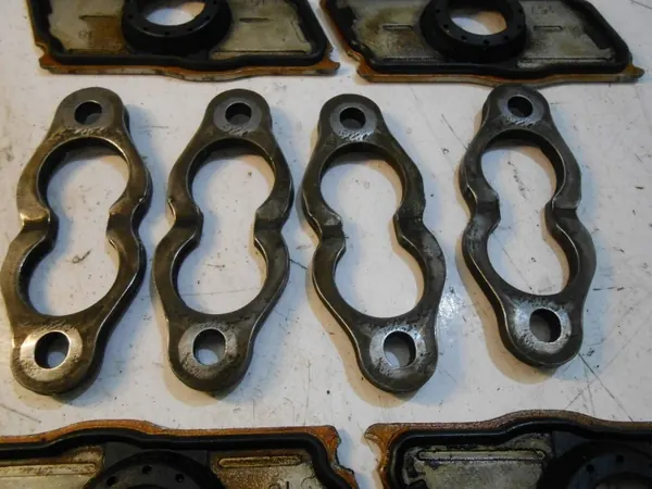 Tapón de montaje inyector Audi A4 B8 OEM 03L103113 image 8