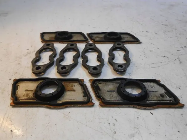 Tapón de montaje inyector Audi A4 B8 OEM 03L103113 image 9
