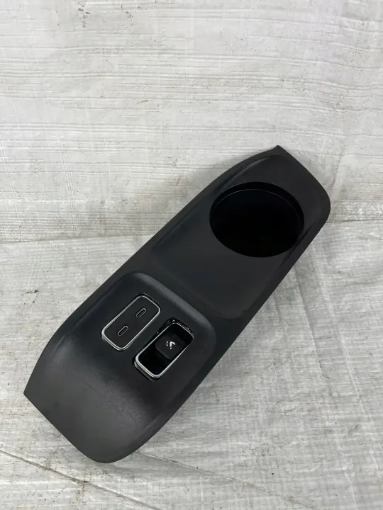 Porta-copos USB Mercedes GLS 167 OEM A1676950201 image 2