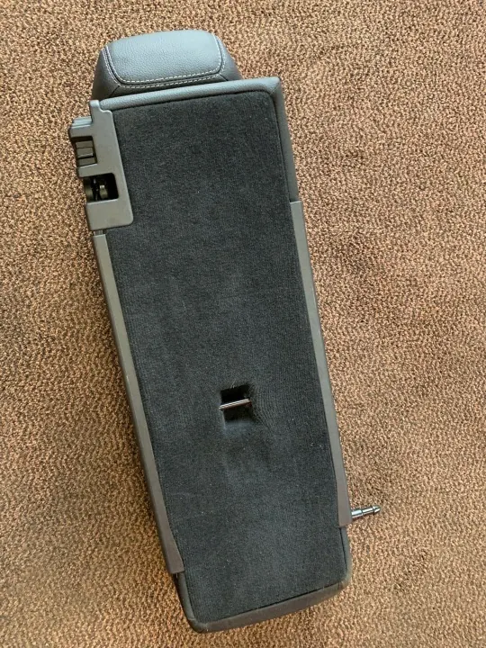 Accoudoir arrière Mercedes-Benz C W205 OEM GSD41482 image 5