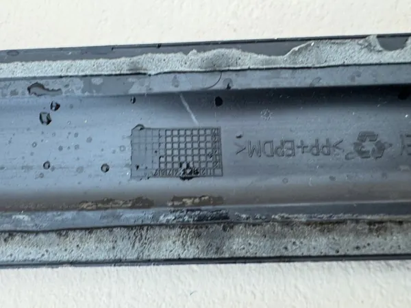 Toyota RAV4 IV Linke Vordere Türleiste OEM PZ49U-X0521 image 9