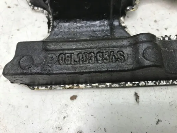 OEM 05L103954S Cobertura Isolamento Motor VW Tiguan image 6