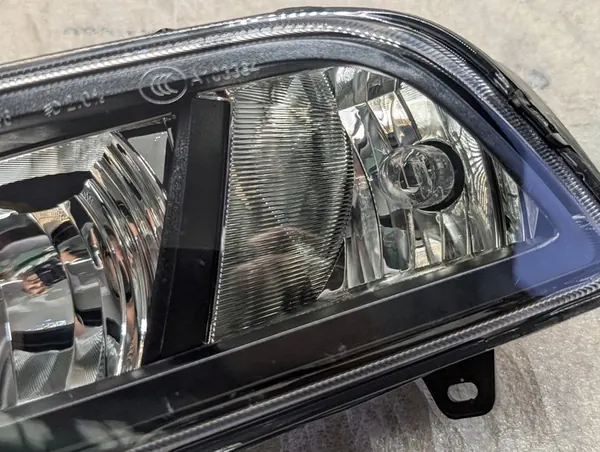 VW POLO 6C0 V 5 Farol Halógeno Esquerdo 6C0941661J image 3