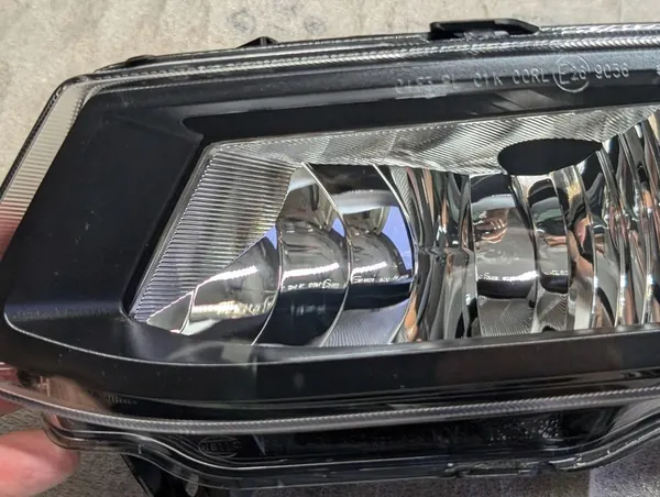 VW POLO 6C0 V 5 Farol Halógeno Esquerdo 6C0941661J image 4