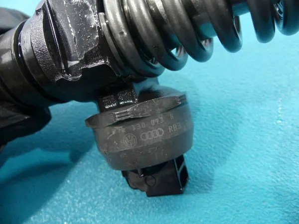 Bomba lavador OEM 0414720220 testada 5.0 TDI image 3