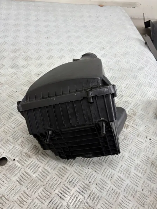 Luftfilterhus OEM 165006196R Renault Trafic III image 4