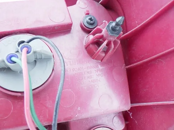 HYUNDAI I10 II 2 14- Luz Trasera Izquierda image 4