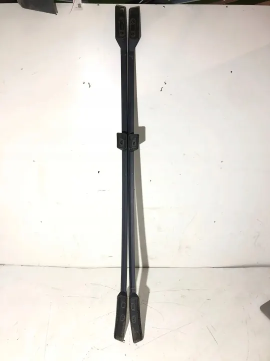 Volvo XC90 etu vasen kattorailitiiviste OEM 30784017 image 2